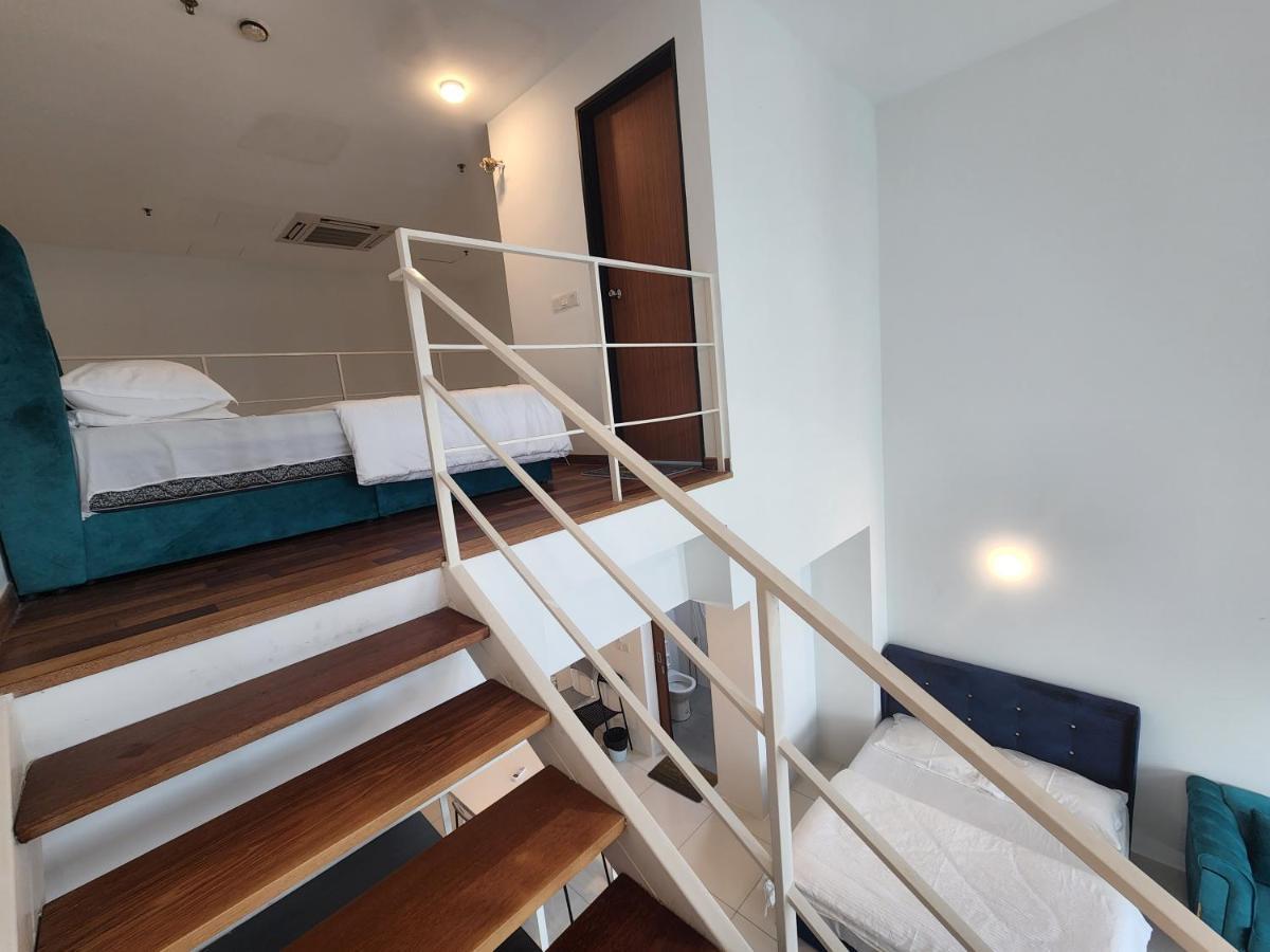 Sunrise Gurney Premium Suite - Gurney Drive George Town Exterior photo