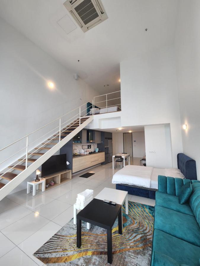 Sunrise Gurney Premium Suite - Gurney Drive George Town Exterior photo